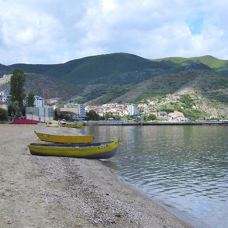 Sirena Hotel Tushemisht Экстерьер фото