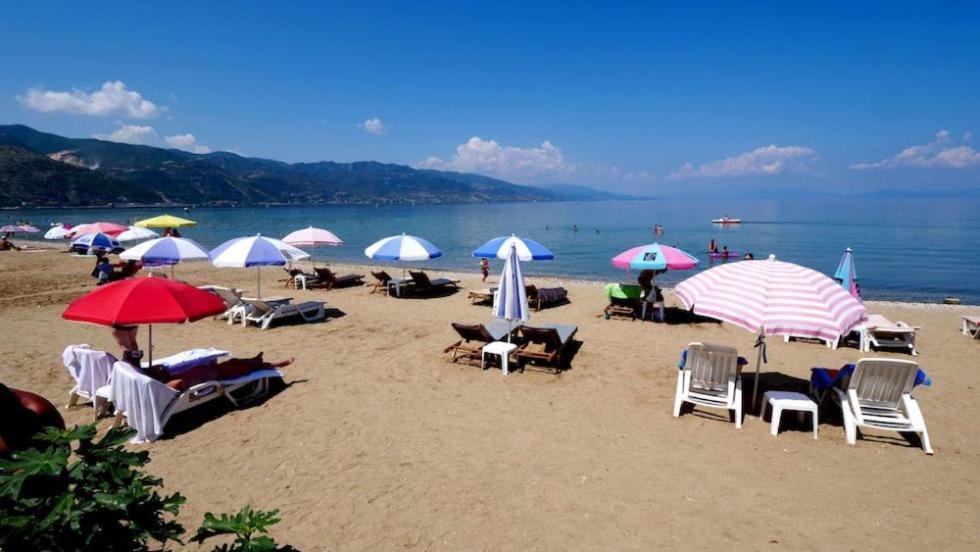 Sirena Hotel Tushemisht Экстерьер фото