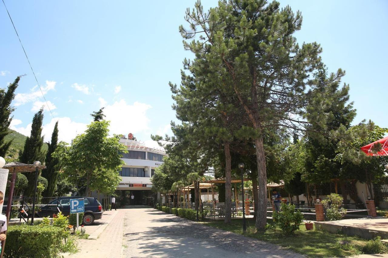 Sirena Hotel Tushemisht Экстерьер фото