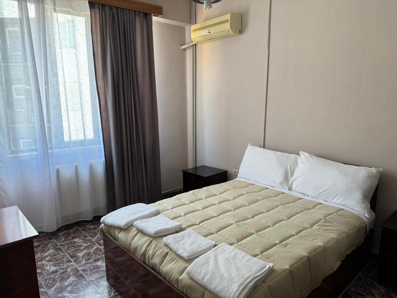 Sirena Hotel Tushemisht Экстерьер фото
